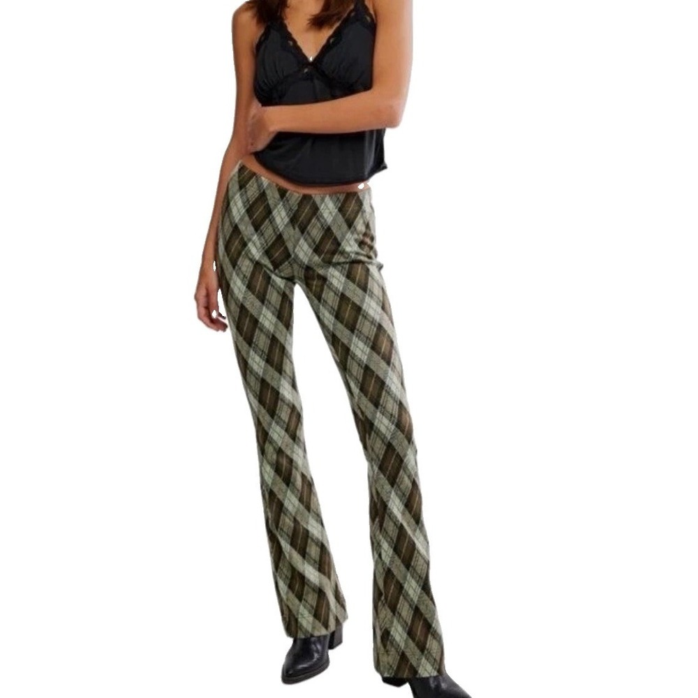 Free People Chloe Pants Sz M Plaid Flare Leg Knit Trouser Trousers Argyle Olive